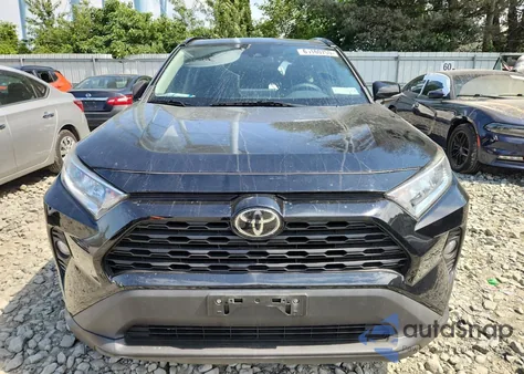 2019 Toyota Rav4 Xle from USA, damaged, VIN JTMP1RFVXKD017922